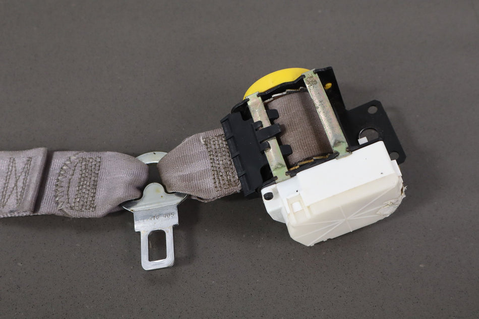 2000 Chevrolet Corvette- Front Seat Belt