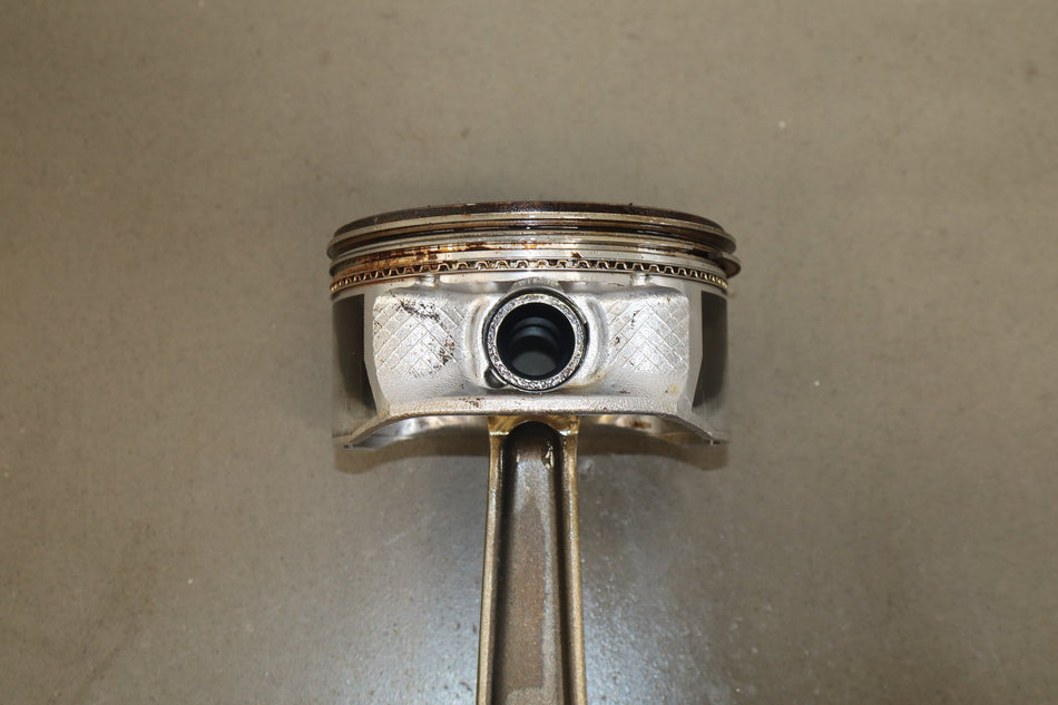 05-10 Dodge Charger SRT8 6.1 ESF Piston w/ Connecting Rod