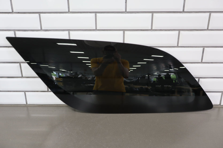 2018 Dodge Durango- QUARTER GLASS/WINDOW