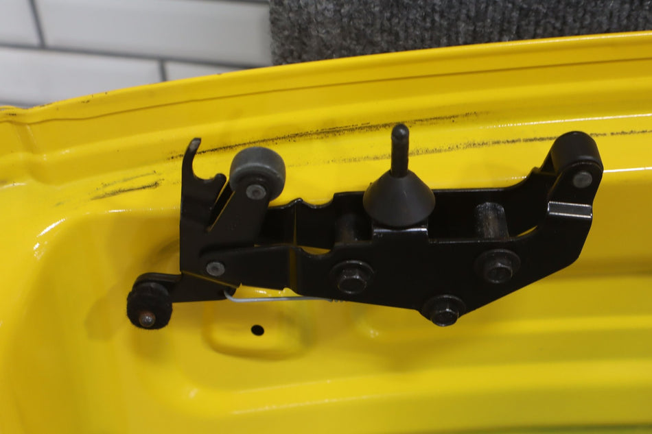 2003-2006 Chevrolet SSR Forward Roof Section