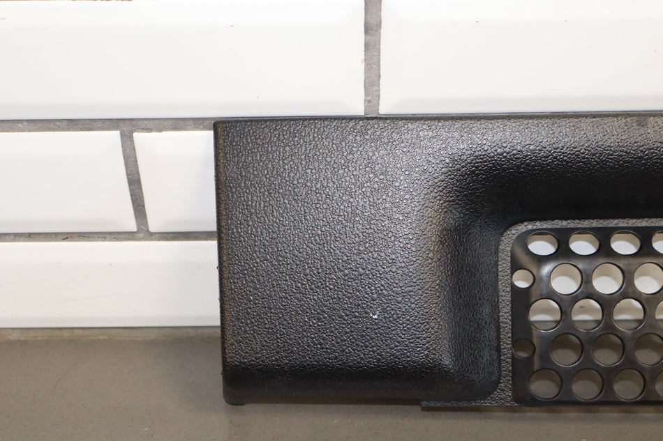 2003-2007 Hummer H2 Lower Grille 15078155