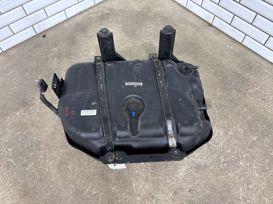 14-19 Jeep Grand Cherokee 3.0 EcoDiesel DEF Tank w Pump