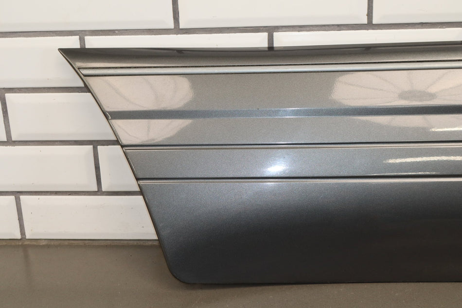1998-2002 Lexus LX470 Right Rear Door Molding black onyx 202