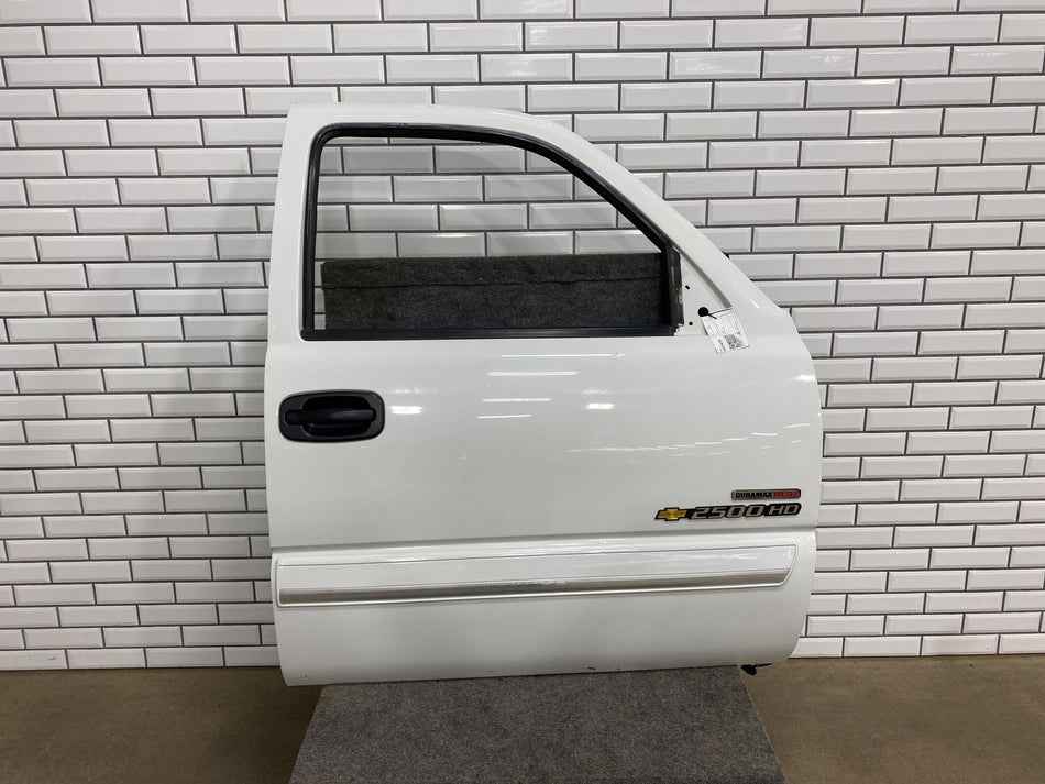 99-07 Chevy GMC Truck SUV GMT800 Right Front Door Summit White 50U