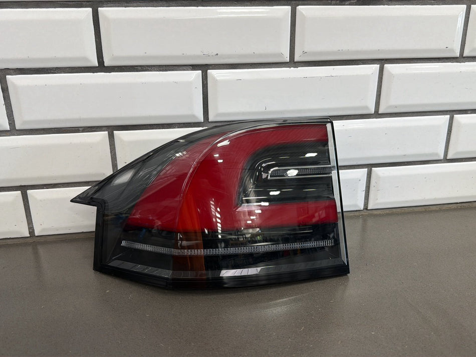 2016-2020 OEM Tesla Model X Rear Left Driver Side Outer Tail Light Lamp