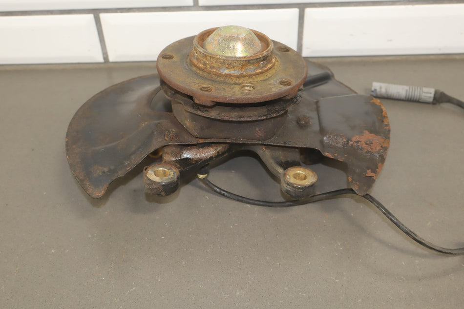 96-02 BMW E36 Z3 Front Right Spindle Knuckle Hub 31211092080 OEM