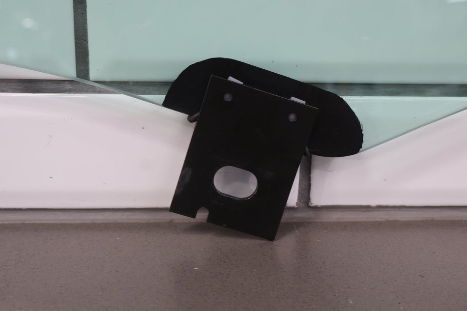 2018 Tesla S Right Rear Door Window OEM
