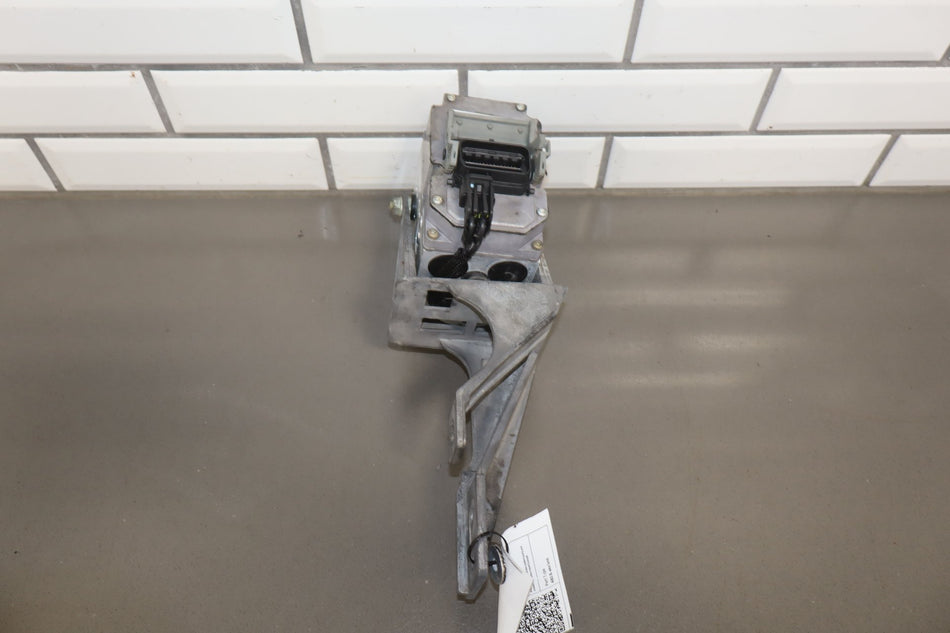 2003-2004 Chevrolet Corvette C5- ABS Brake Module 10343433