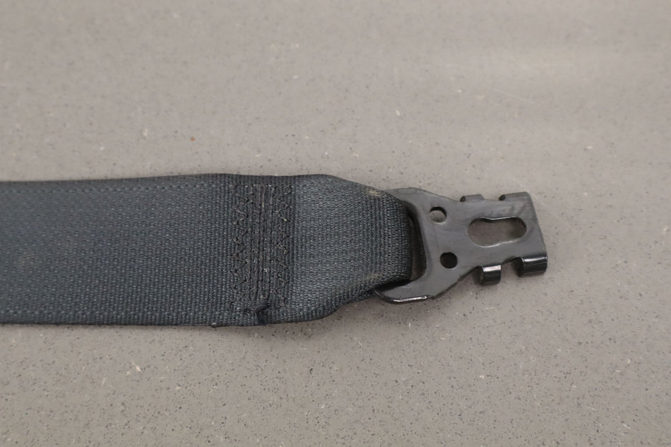 2016 Tesla X- Front Seat Belt