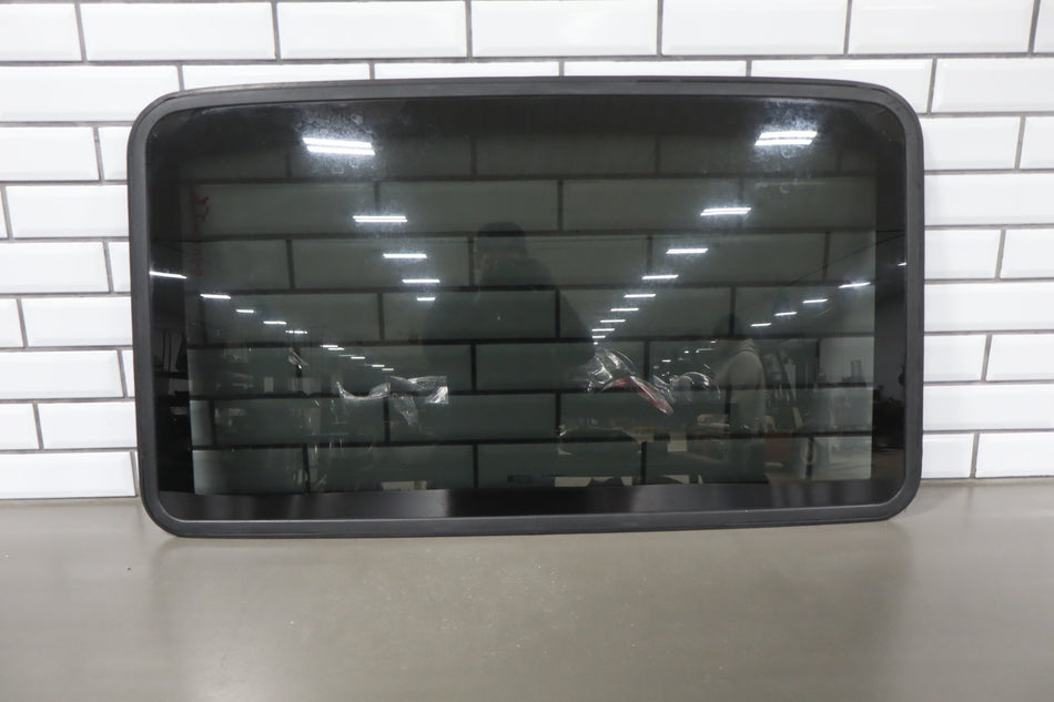 2003-2009 Hummer H2- Sunroof Glass Window 15781625