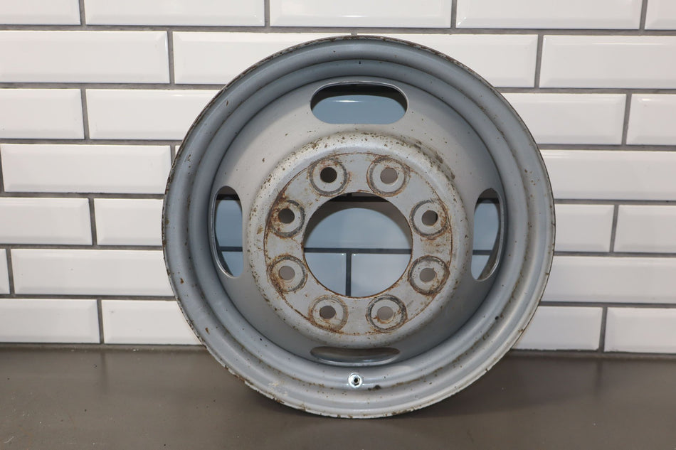2001 Chevrolet Silverado 3500 Wheel OEM