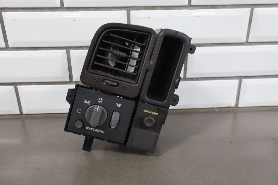 99-02 Chevy GMC GMT800 OEM Headlight Switch with Cage Silverado Sierra 2500HD