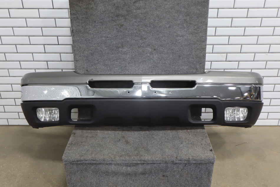 2006 Chevrolet Silverado 1500 Hybrid Front Bumper Graystone Metallic 16
