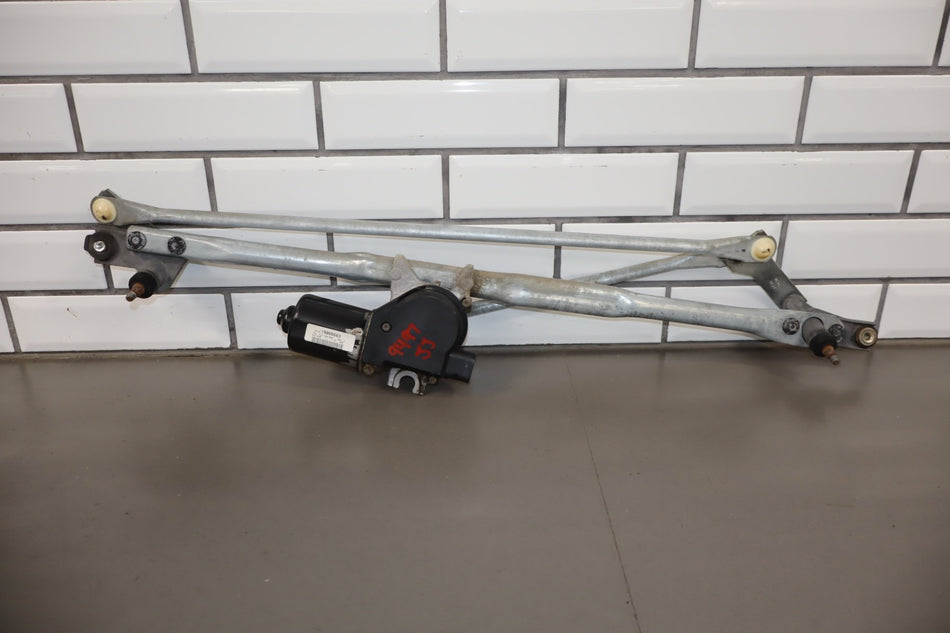 2001 Chevrolet Silverado 2500 GMT800- Front Wiper Motor