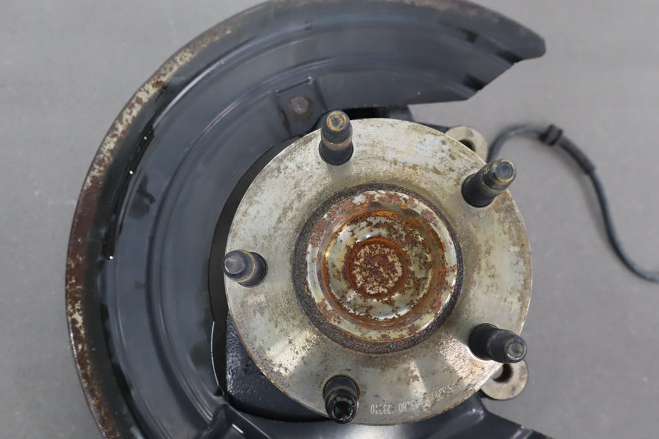 2008-2009 Pontiac G8 GT Left Front Spindle