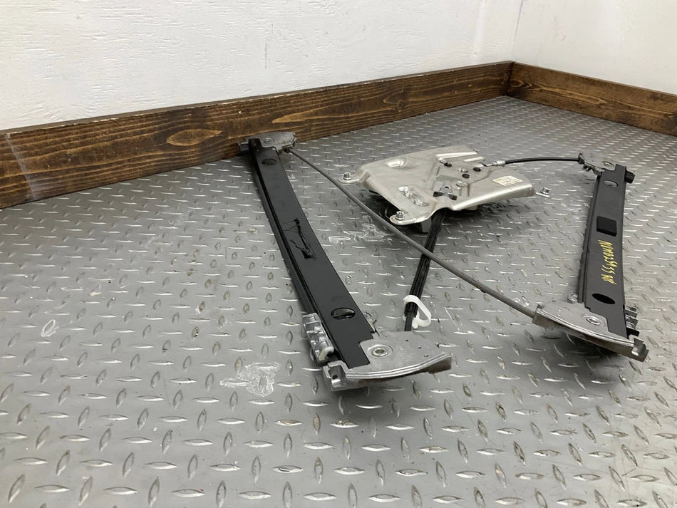 05-12 Maybach 57 W240 Right Front Window Regulator