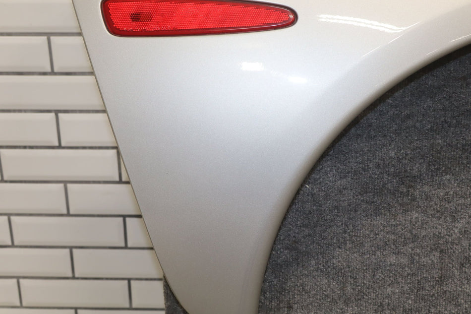 2005-2013 Chevrolet Corvette Coupe Right Quarter Panel Machine Silver 67