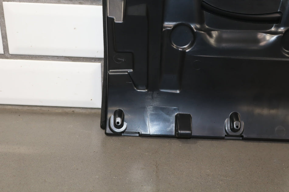 2006 Pontiac GTO- Knee Pad