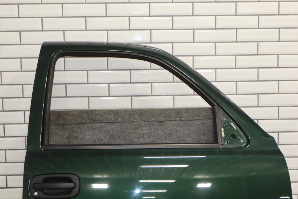 99-07 Chevy GMC Truck SUV GMT800 Right Front Door Forest Green 47