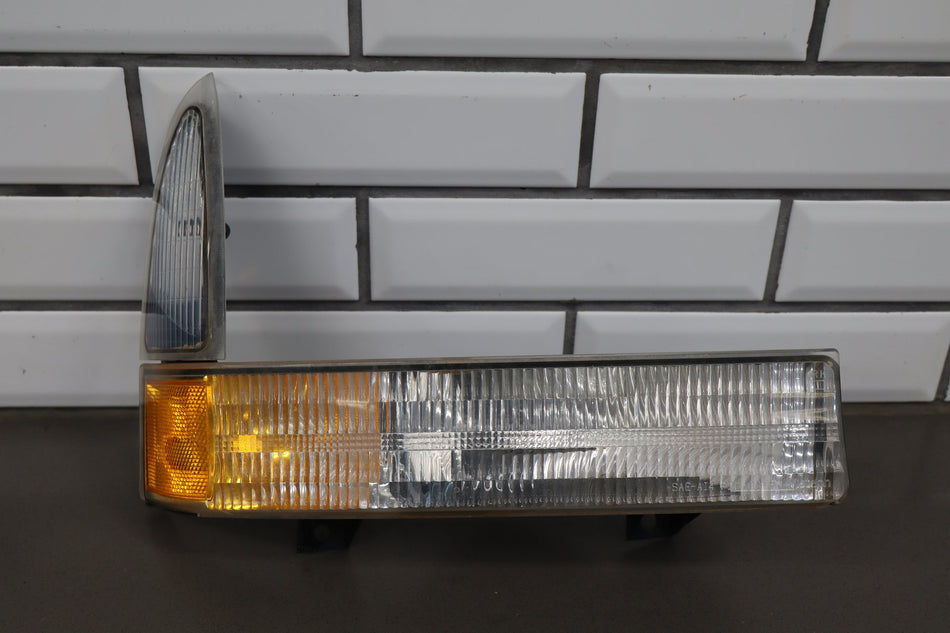 01-04 Ford F250 F350 Super Duty Right Headlight 2C3Z13008AA