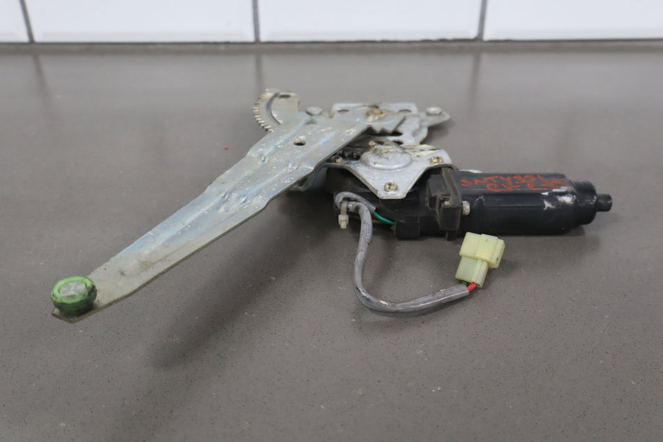 1991-1997 Toyota LandCruiser Right REAR Power Window Regulator *Tested*