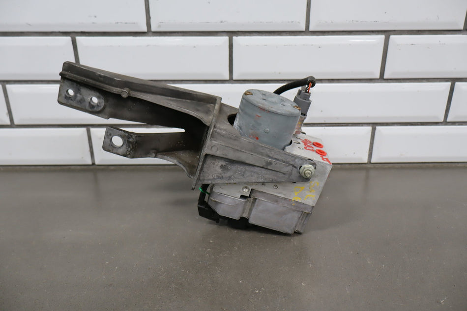 2001-2002 Chevrolet Corvette C5 ABS Brake Unit 12216561