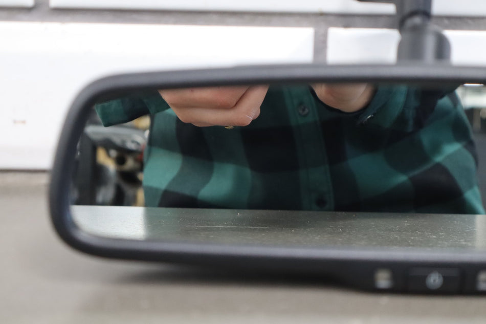 12-14 Dodge Challenger Auto Dim Rear View Mirror