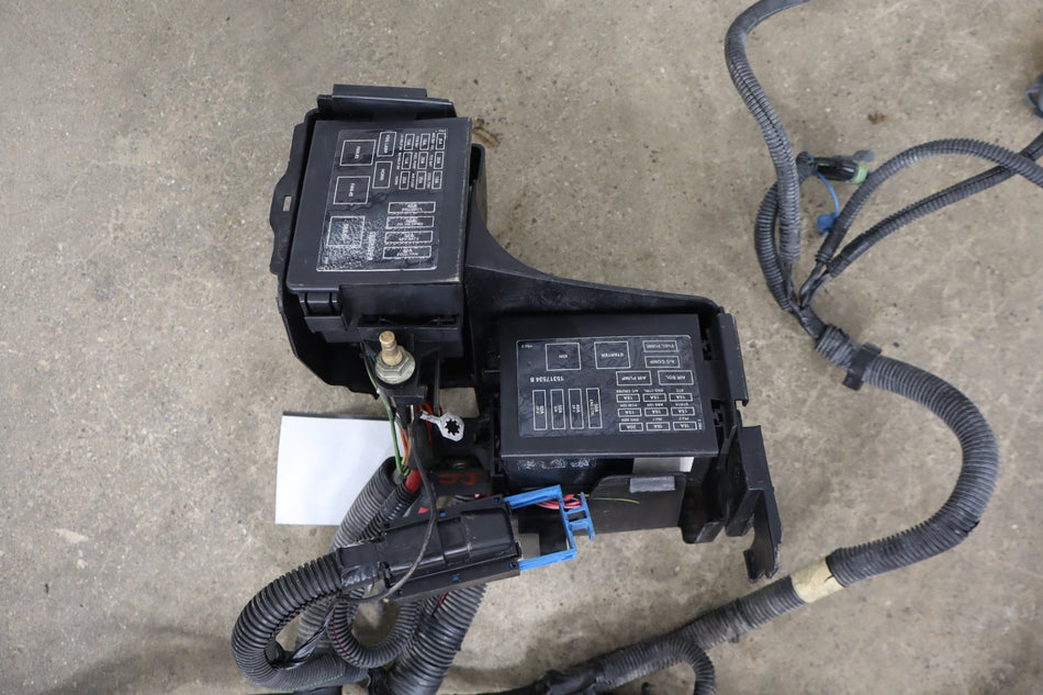 1999 Pontiac Firebird 3.8LL Engine Fuse Box