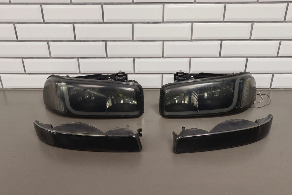 2002 GMC Sierra 2500- HEADLAMP ASSEMBLY