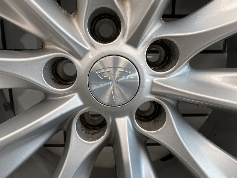 2016-2021 Tesla Model X 20x9 Front Slipstream Wheel/Rim OEM 1027244-00-B
