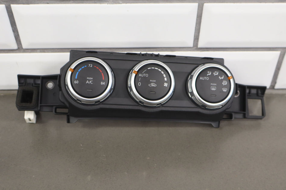 2017 Fiat 124 Spider- Heater/AC Controls