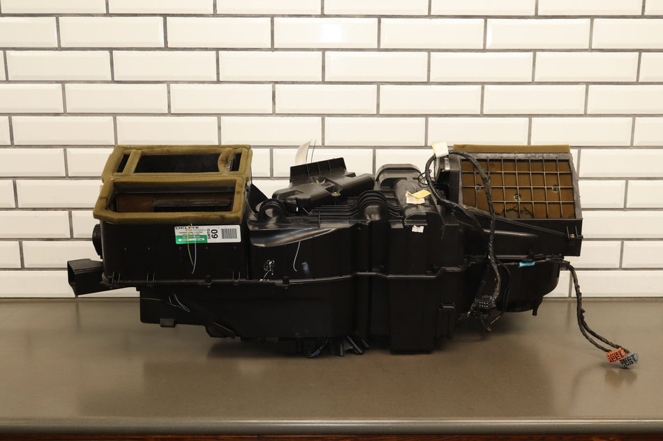 99-02 Chevy GMC GMT800 OEM Heater Housing with Evaporator/ Heater Core/ Doors