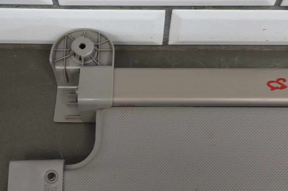 02-10 Lexus SC430 Z40 Cargo Cover Convertible Divider
