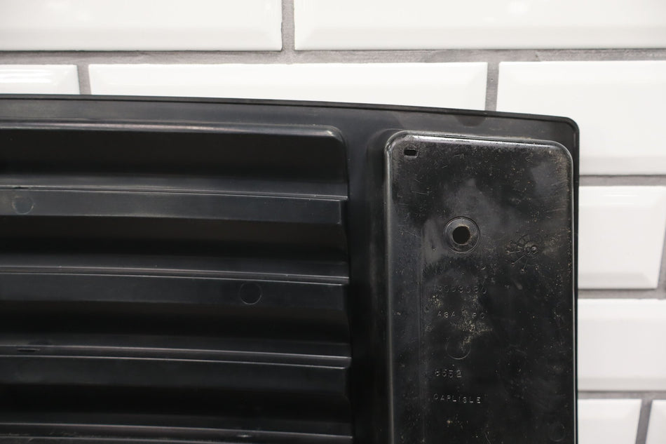 2003-2009 Hummer H2 Upper Hood Grille- Black Handles