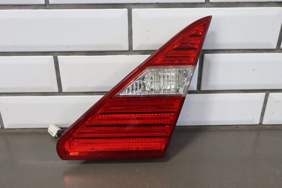 2004-2006 Lexus LS430 Right Tail Light OEM