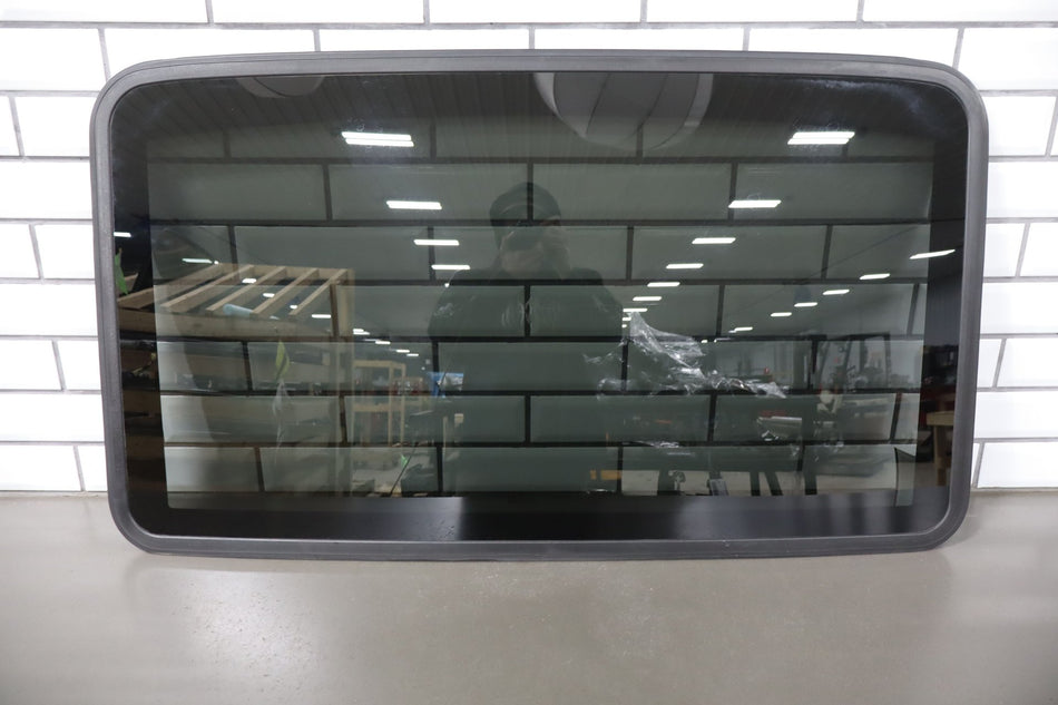 2003-2009 Hummer H2- Sunroof Glass Window 15781625