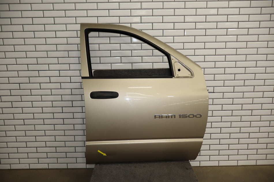 2004 Ram 1500 Right Front Door Light Almond Pearl 6F4