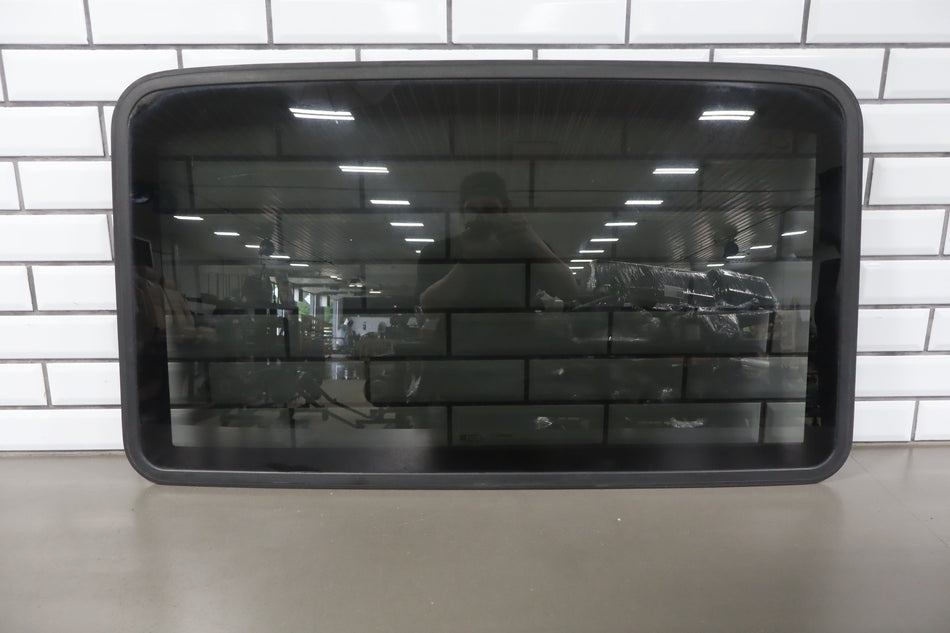 2003-2009 Hummer H2- Sunroof Glass Window 15781625