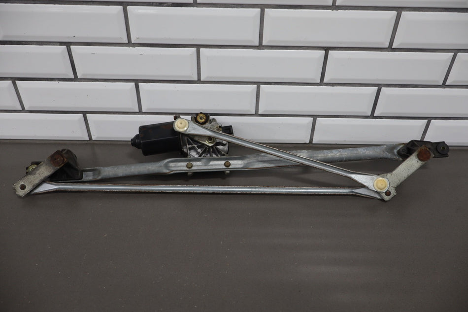 2002 Cadillac Escalade Front Wiper Motor OEM