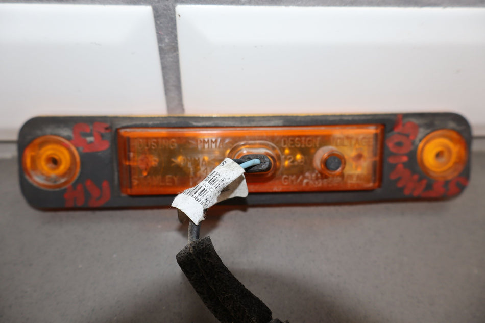 2005 Hummer H2- Front Lamp