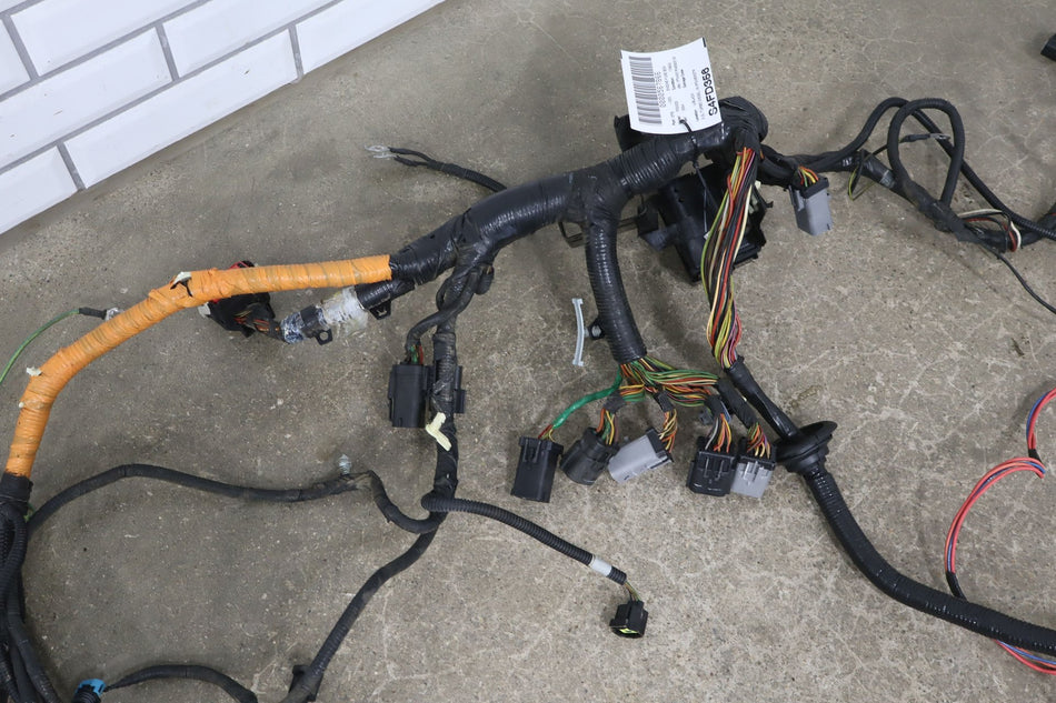 2004 Ford F-250 Super Duty- Engine Fuse Box