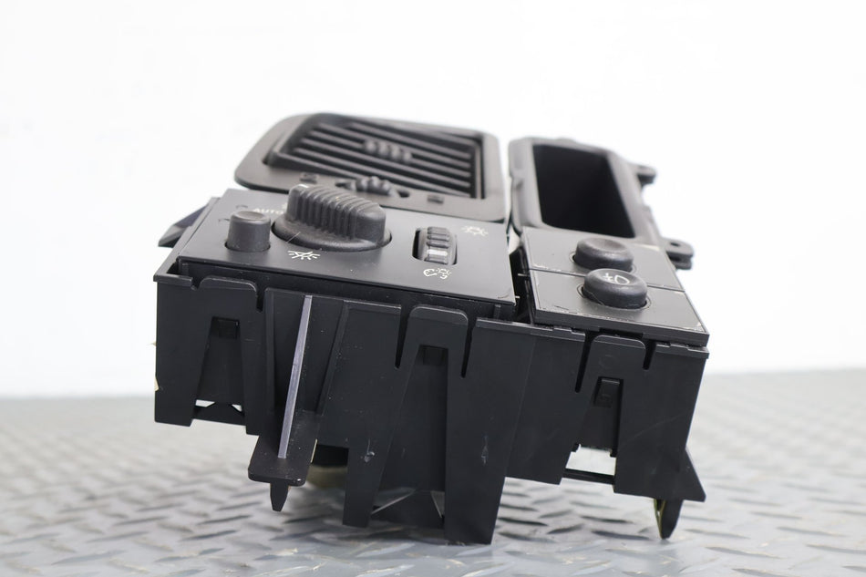 02-06 Cadillac Escalade EXT Headlight Switch
