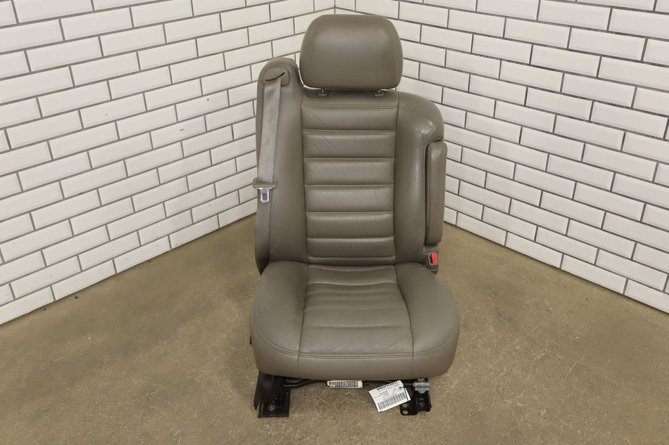2006 Hummer H2- Front Seat