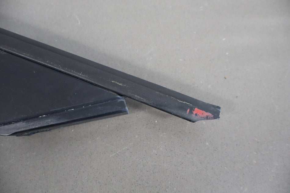 1997-2004 Chevrolet Corvette C5 Exterior Right A Pillar 10247724