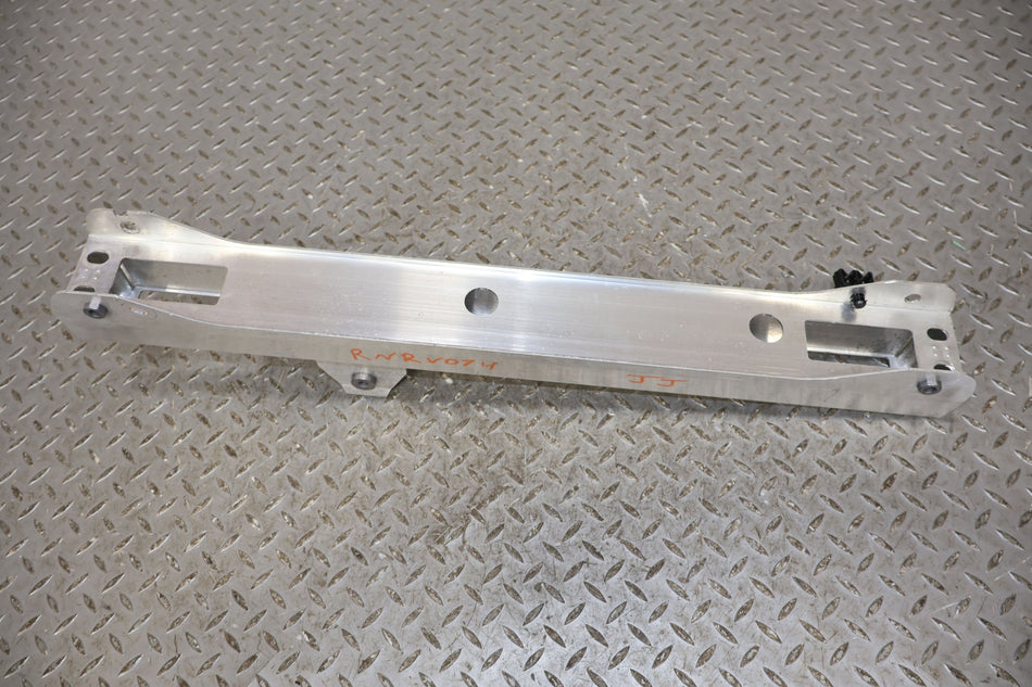 Strut Brace, 2022, Rivian, R1S