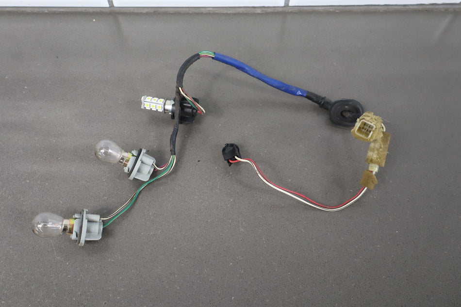 1991-1992 Toyota LandCruiser Right Tail Light Wiring Harness
