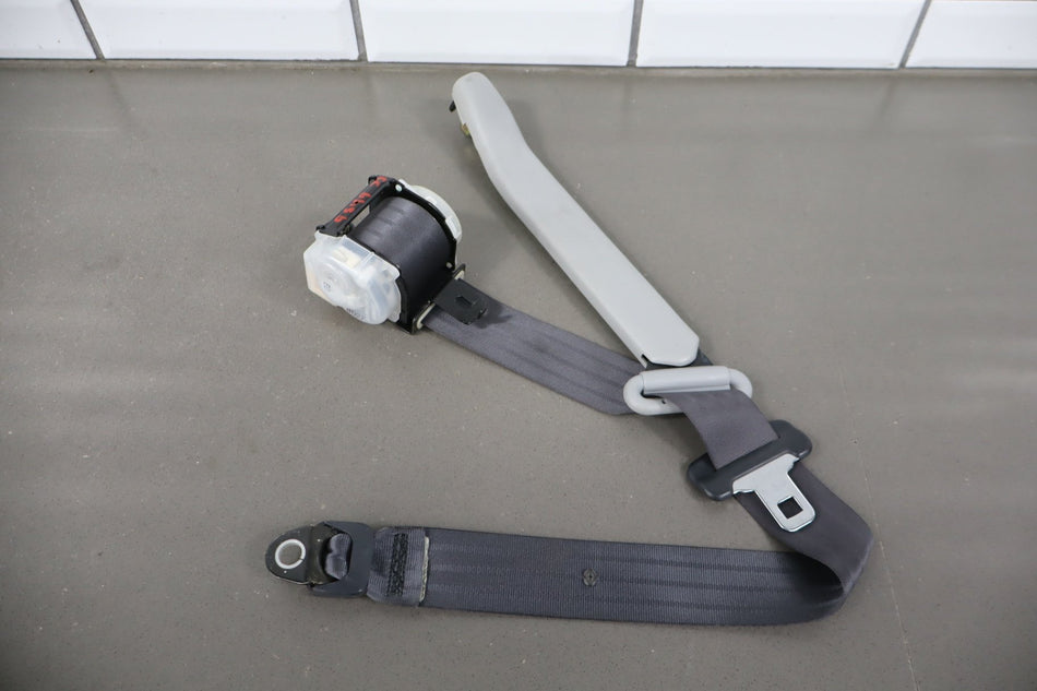 1999 Honda CR-V- Right Rear Seat belt
