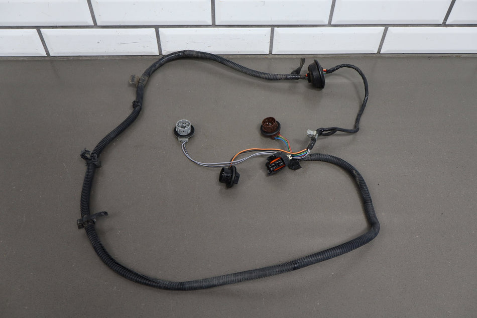2003-2007 Hummer H2 - Left Driver Taillight Wiring Harness 12335954