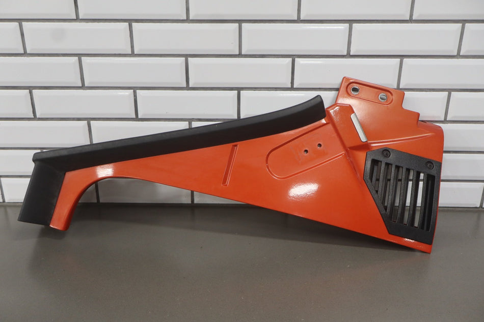2008 Hummer H2 Left Fender Inferno Orange 28