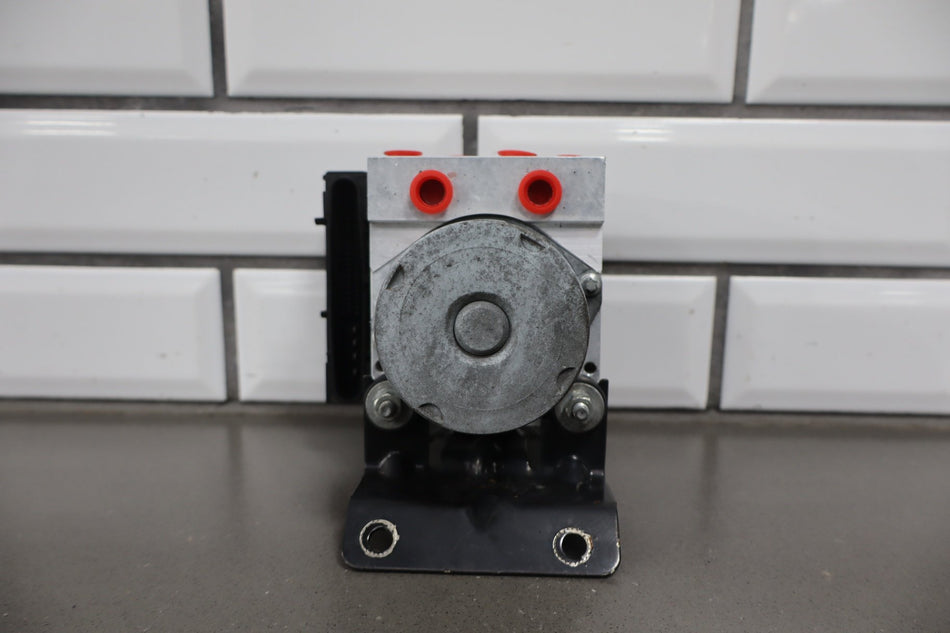 2006 Pontiac GTO- ABS Brake Unit